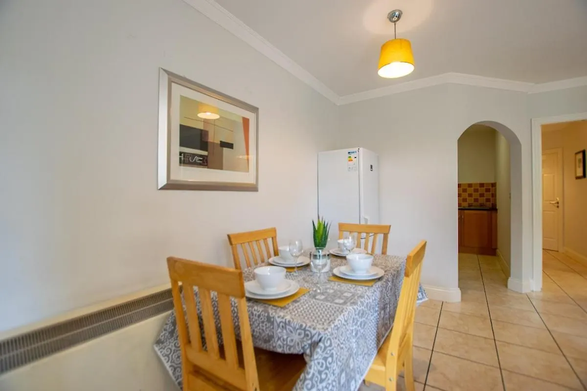Apartment Comfortable 2-Bed In Galway City Ireland