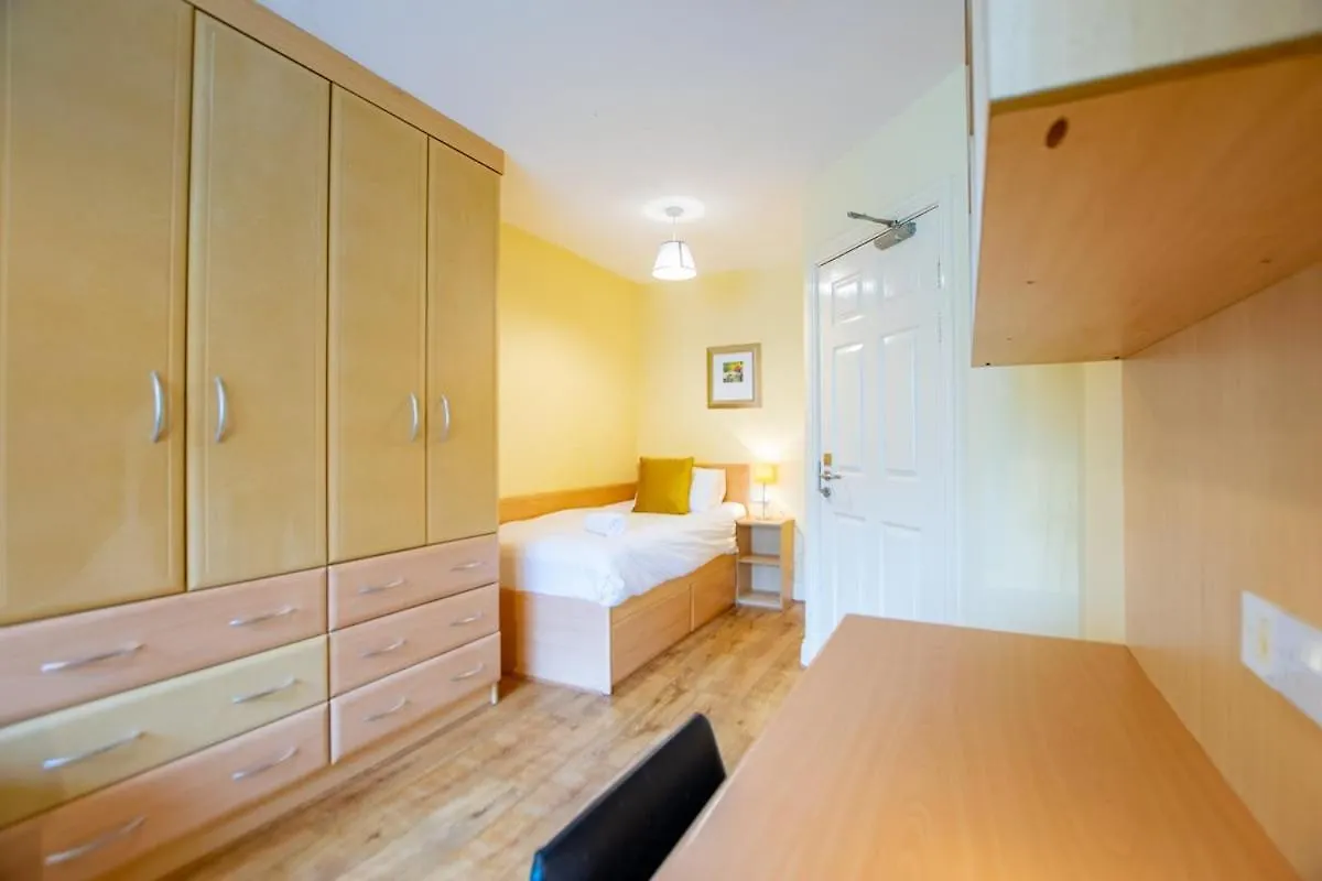 Comfortable 2-Bed In Galway City