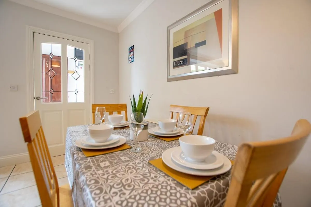 Comfortable 2-Bed In Galway City