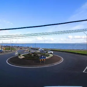 Apartment Sea View Salthill, Galway